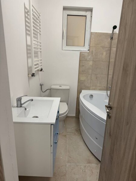 Turda- Banu Manta, Particular Vila  pozitie exceptionala, 12 camere,